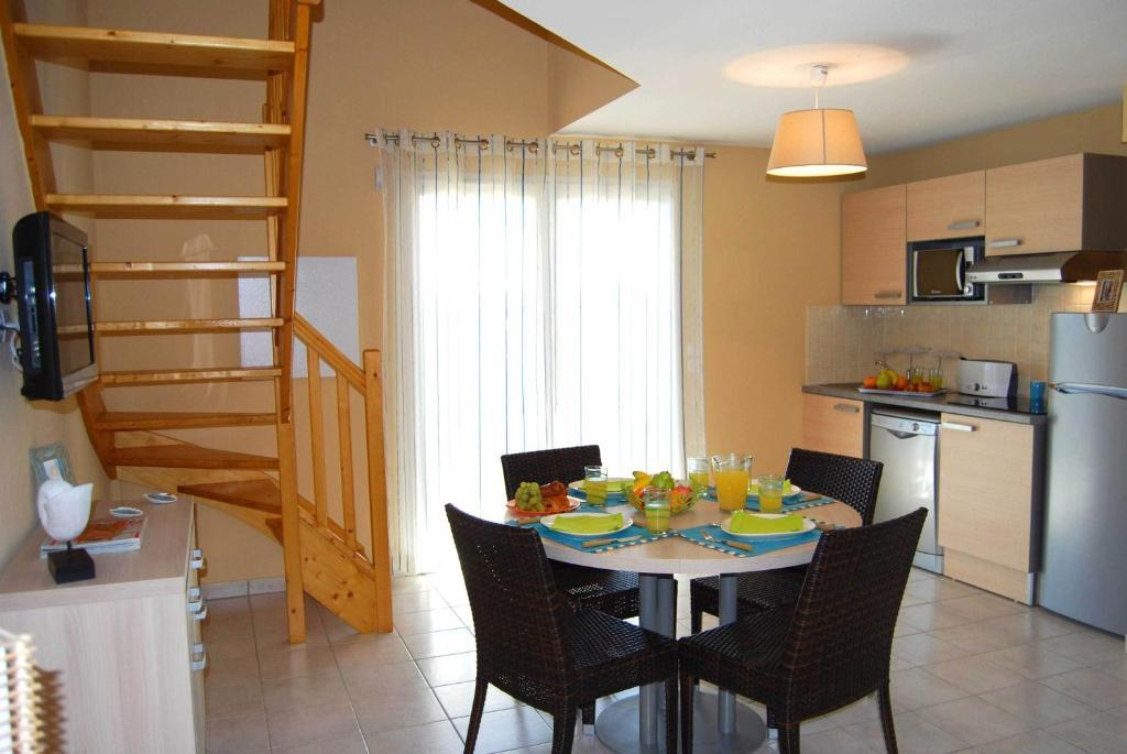 Lagrange Grand Bleu Vacances - Residence Le Mas De Torreilles Cameră foto